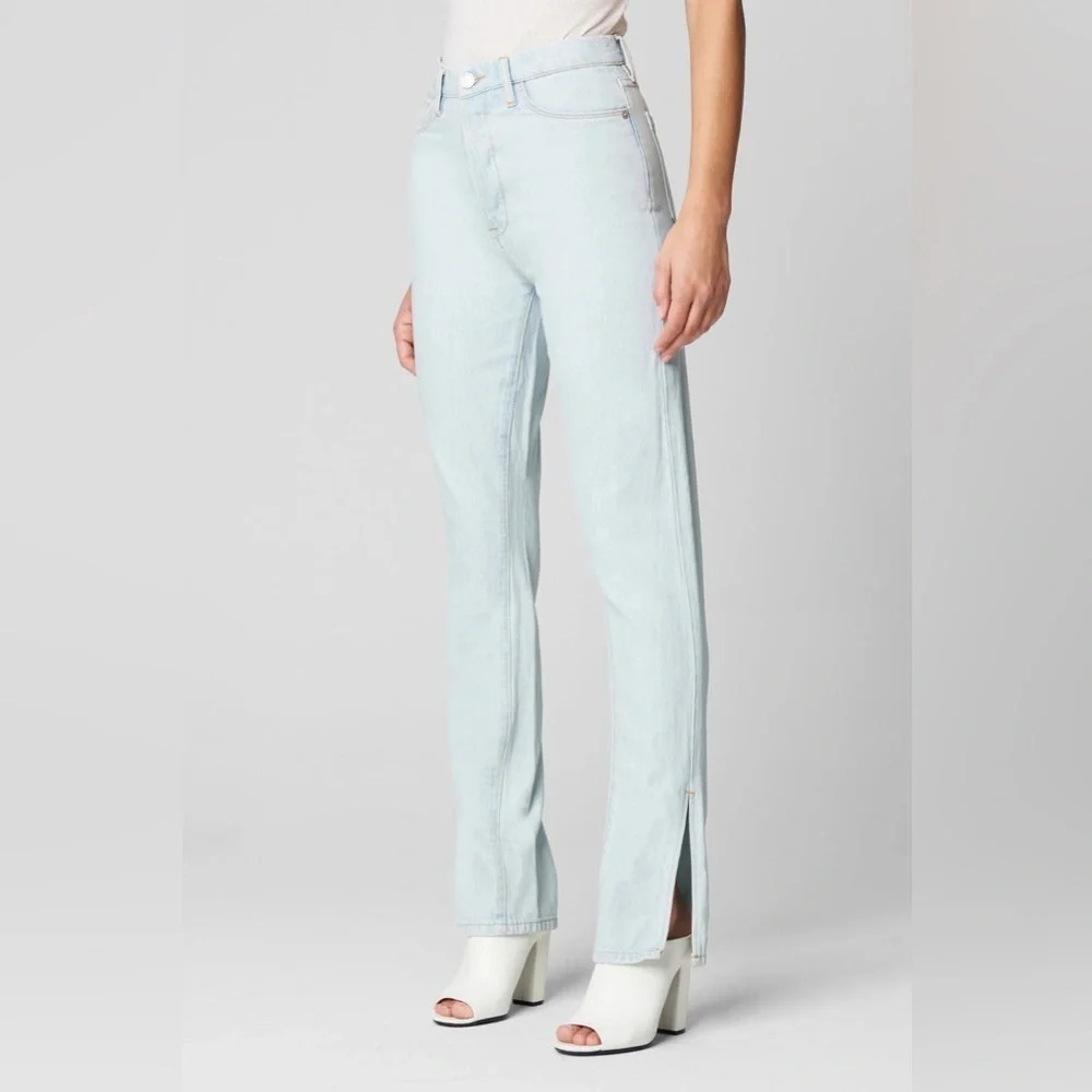 BLANK NYC Jeans Straight Leg High Rise Cooper Light Wash Slim button fly
